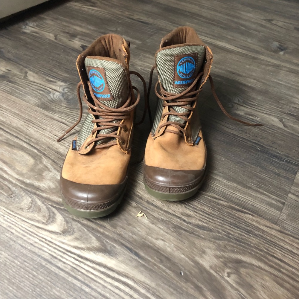 Palladium waterproof boots